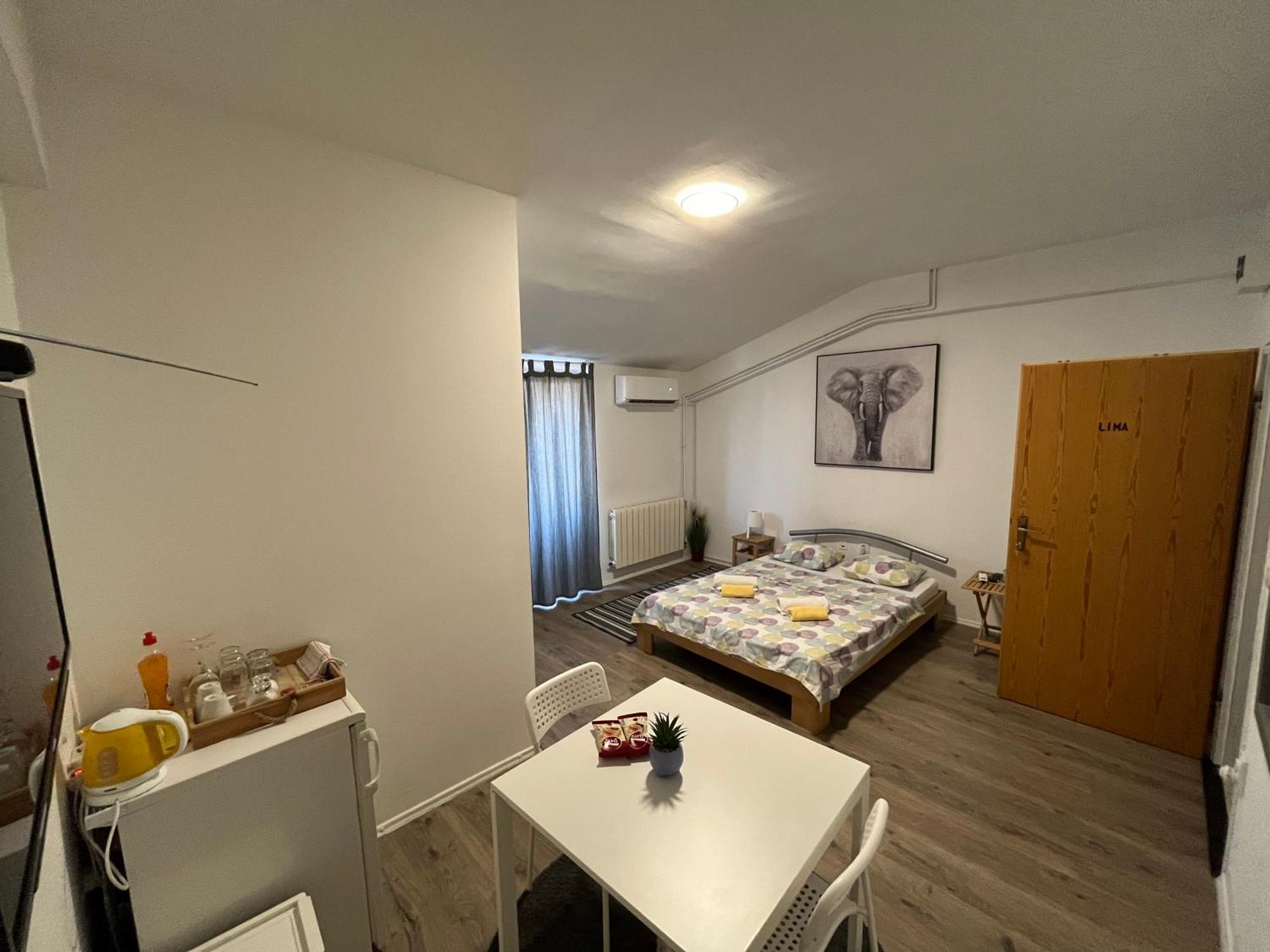 Apartmani Vacanza Загреб Экстерьер фото