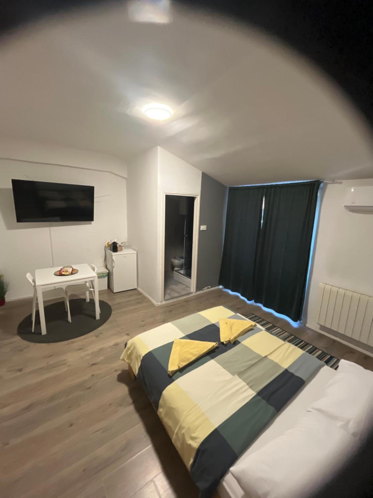Apartmani Vacanza Загреб Экстерьер фото