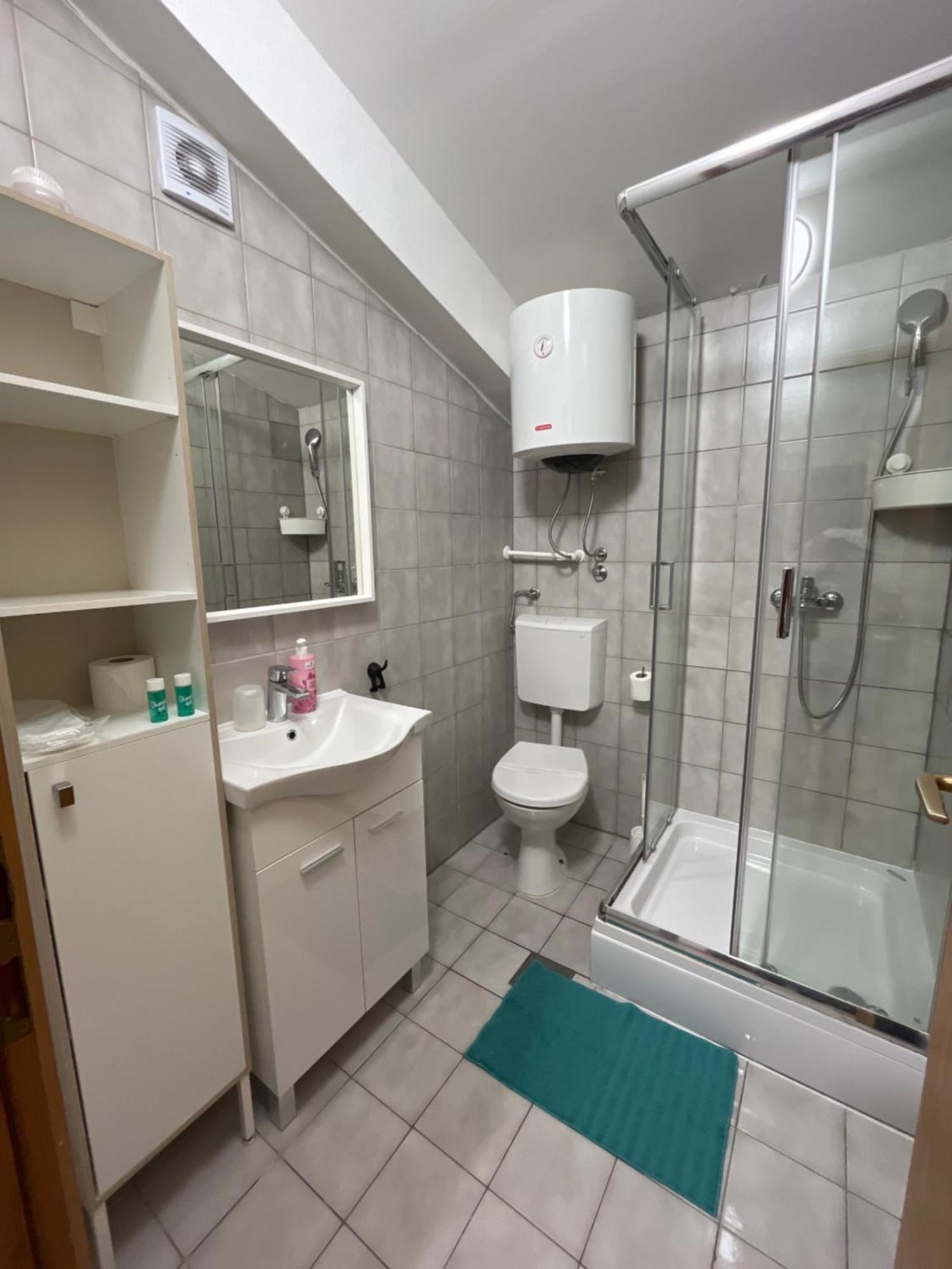 Apartmani Vacanza Загреб Экстерьер фото