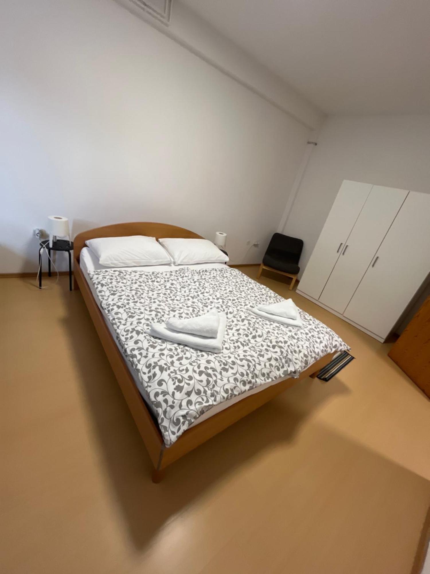 Apartmani Vacanza Загреб Экстерьер фото