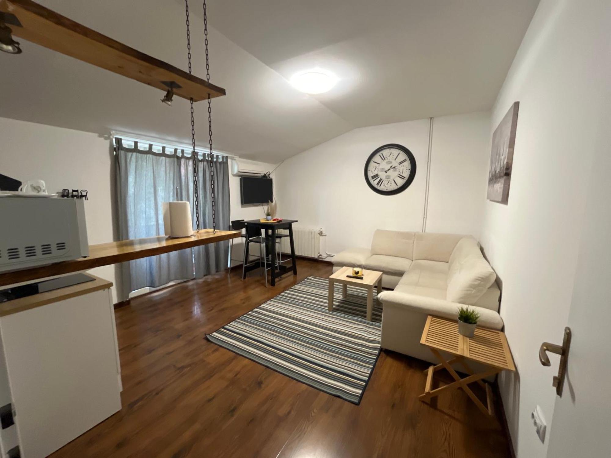 Apartmani Vacanza Загреб Экстерьер фото