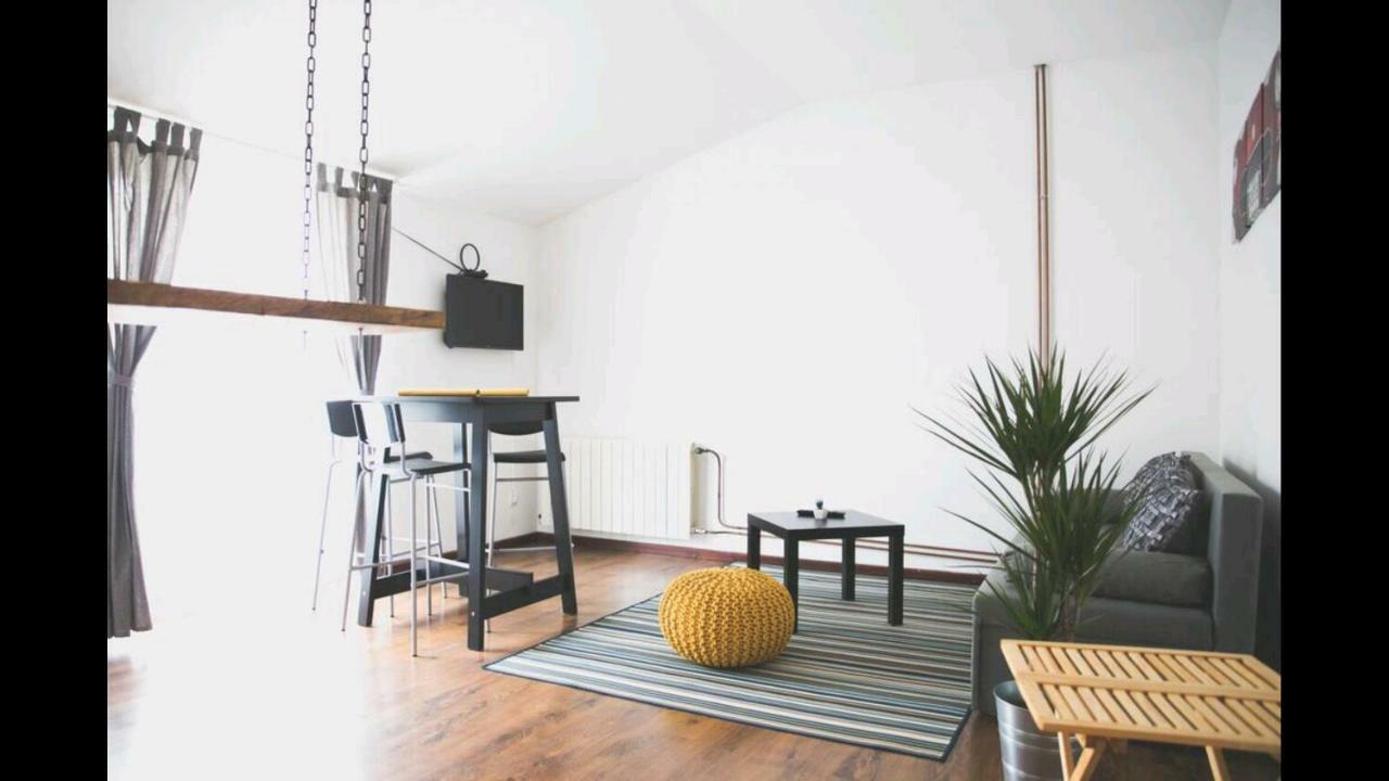 Apartmani Vacanza Загреб Экстерьер фото